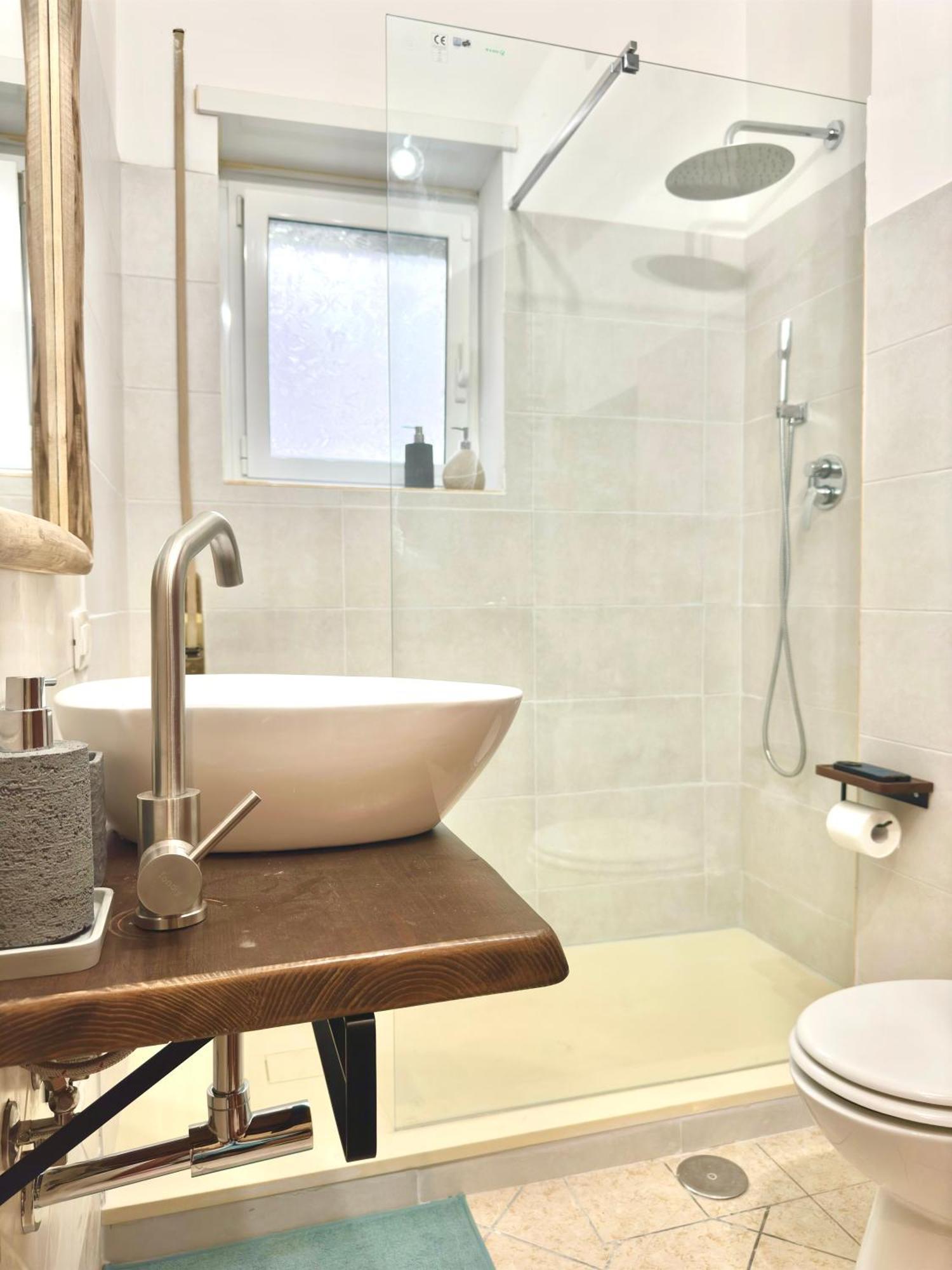 Dude House - Spacious New Flat Near Metro A Station Ρώμη Εξωτερικό φωτογραφία